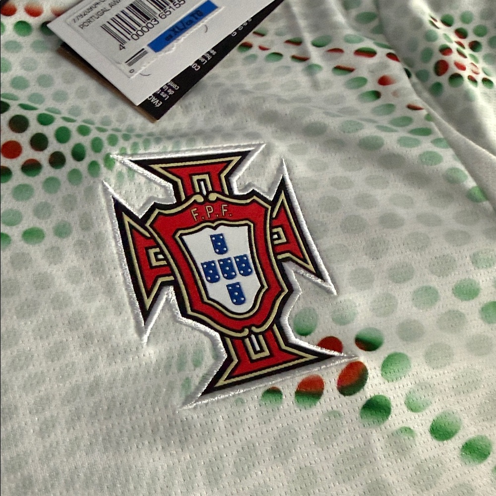 Portugal 🇵🇹 #7 Cristiano Ronaldo 2026 FIFA World Cup Away Puma Jersey - Picture 5 of 12